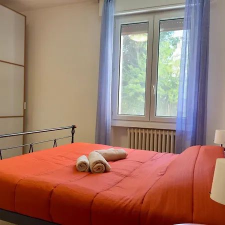 Appartement Tra Stazione E Centro - - 6 Ospiti *